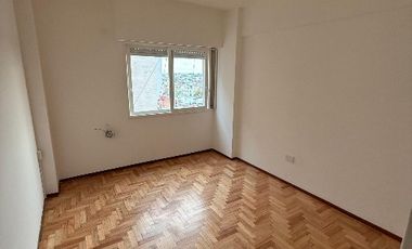 Departamento en alquiler en Gerli Oeste
