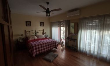 Casa en alquiler en Castelar Norte