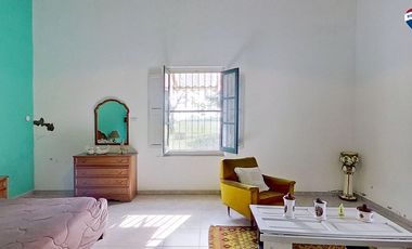 VENTA CASA SOBRE GRAN CAMPO EN MARCOS PAZ