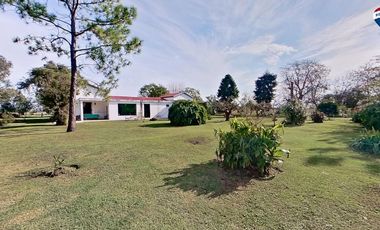 VENTA CASA SOBRE GRAN CAMPO EN MARCOS PAZ