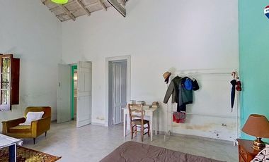 VENTA CASA SOBRE GRAN CAMPO EN MARCOS PAZ