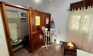 Casa 3 ambientes en venta en Lomas de Zamora