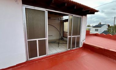 Casa 3 ambientes en venta en Lomas de Zamora