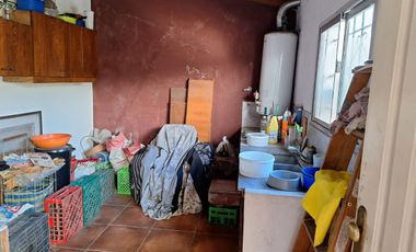 CASA VENTA 4 AMBIENTES Y DEPARTAMENTO BURZACO