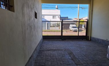 CASA VENTA 4 AMBIENTES Y DEPARTAMENTO BURZACO