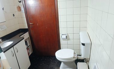 VENTA CASA 3 AMB BERAZATEGUI CON JARDIN Y COCHERA