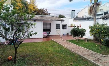 VENTA CASA 3 AMB BERAZATEGUI CON JARDIN Y COCHERA