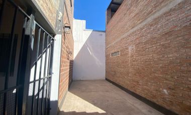 DPTO DE 2 DORM PLANTA BAJA AL FRENTE EN MONTE VERA