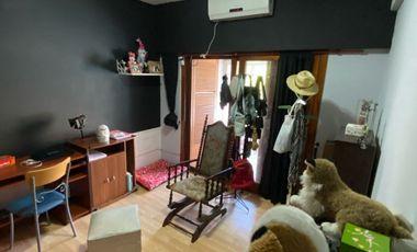 VENTA CASA GERLI GARAGE QUINCHO Y PILETA ,PERMUTA
