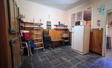 VENTA CASA A RECICLAR 4 AMBIENTES + LOTE MIRAMAR