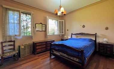 VENTA CASA A RECICLAR 4 AMBIENTES + LOTE MIRAMAR