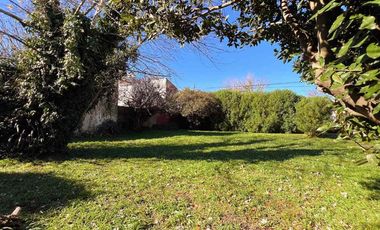 VENTA CASA A RECICLAR 4 AMBIENTES + LOTE MIRAMAR