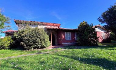 VENTA CASA A RECICLAR 4 AMBIENTES + LOTE MIRAMAR