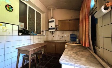 VENTA CASA A RECICLAR 4 AMBIENTES + LOTE MIRAMAR