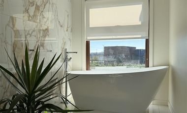 Casa en Venta en Hacienda Las Taguitas, Camino a Coihueco km 8