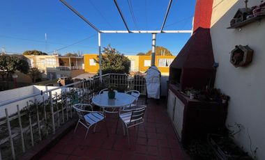 VENTA DPTO 2 DORM COMPLEJO CERRADO B° ALTO ALBERDI