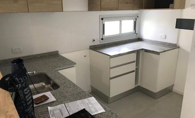 VENTA c/ RENTA 2 AMBIENTES. LOMAS ESTE