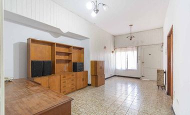 Hermosa casa 4 amb + Depto 2 amb en el mismo lote!
