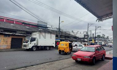 Oportunidad. Se Renta Local de 60m2 dentro de Gasolinera KM 7.5 Vía a Daule ElsM