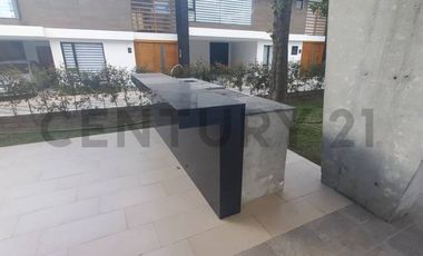 VENTA CASA TUMBACO EN CONJUNTO