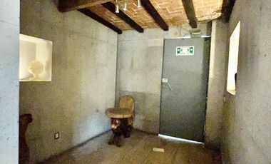 Vendo bodega Comercial (Esquina) CEDIS, Local, Restaurante, tienda, Consultorio,