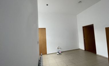 Casa en renta privada en colinas del parque