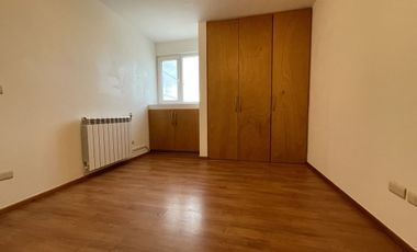 Casa en renta privada en colinas del parque