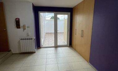 Casa en renta privada en colinas del parque
