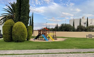 Casa en renta privada en colinas del parque