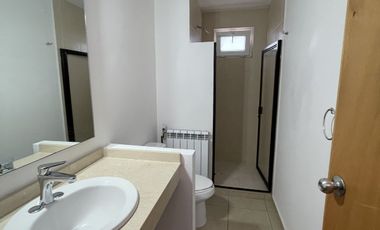 Casa en renta privada en colinas del parque