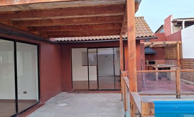 ARRIENDO AÑO CORRIDO DE HERMOSA CASA EN COQUIMBO, PEÑUELAS
