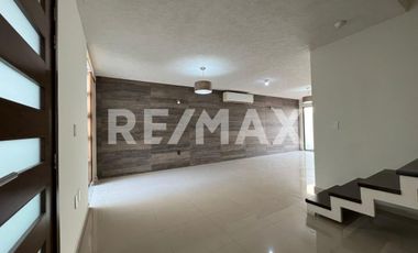 CASA EN VENTA  - (3)