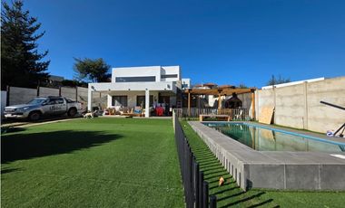 CURAUMA / JARDINES DEL LAGO / 4D 3B 4E