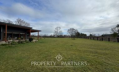 Casa de campo rodeada de naturaleza