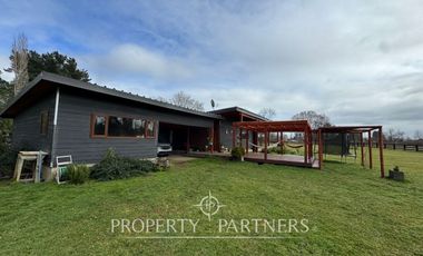 Casa de campo rodeada de naturaleza