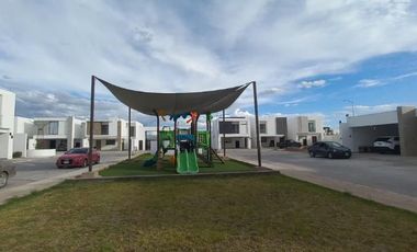 CASA EN VENTA EN RESIDENCIAL QUINTAS LA CIMA, TORREON, COAHUILA.