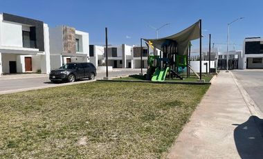 CASA EN VENTA EN RESIDENCIAL QUINTAS LA CIMA, TORREON, COAHUILA.