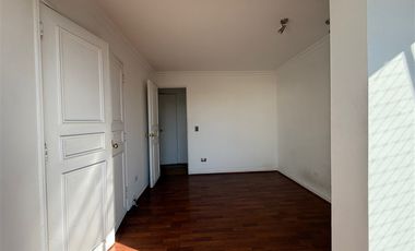 Departamento en Venta en Oportunidad inversionistas. El Bosque/Lota, metro Tobalaba. Colegio Trewhelas
