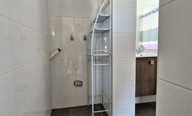 Arriendo departamento en Quillota, dos dormitorios, un baño.