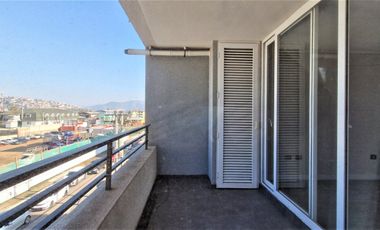 Arriendo departamento en Quillota, dos dormitorios, un baño.