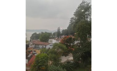 CASA EN RENTA AMUEBLADA, VALLE DE BRAVO
