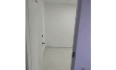 Arriendo oficina en el diamante