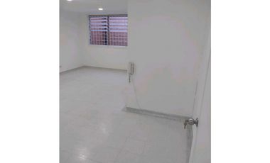 Arriendo oficina en el diamante