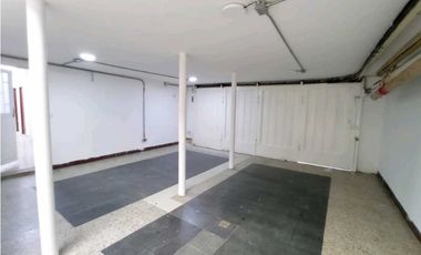 Arriendo casa comercial en el estadio