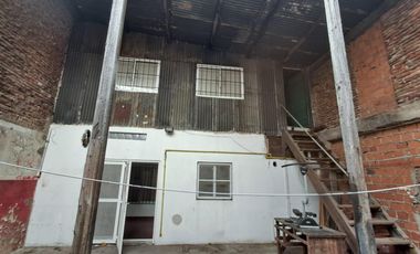 Casa 2 ambientes en Venta o alquiler en Gerli