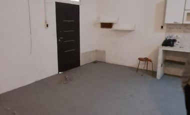 Casa 2 ambientes en Venta o alquiler en Gerli