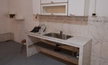 Casa 2 ambientes en Venta o alquiler en Gerli