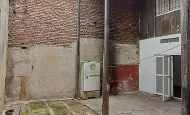 Casa 2 ambientes en Venta o alquiler en Gerli