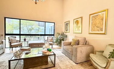 Residencia en Venta en Bosques de las Lomas