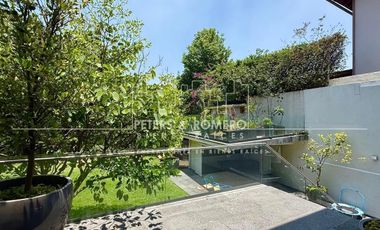 Residencia en Venta en Bosques de las Lomas